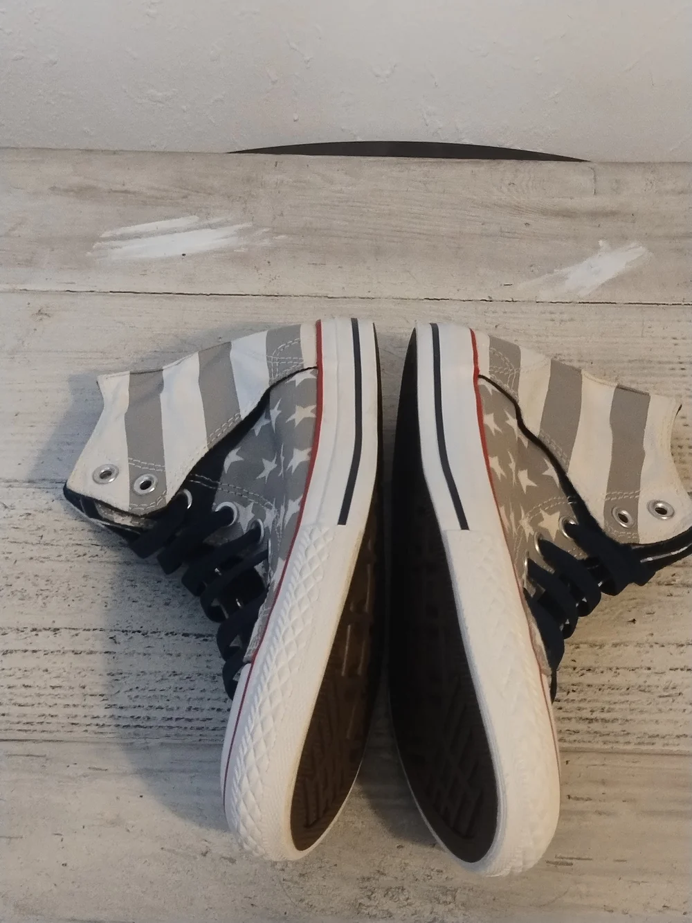 Converse Chuck Taylor Size 6 Junior Hi Tops Gray American Flag Stars and Stripes